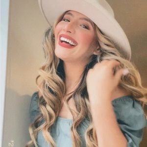 Meet your Posher, Dianabeth